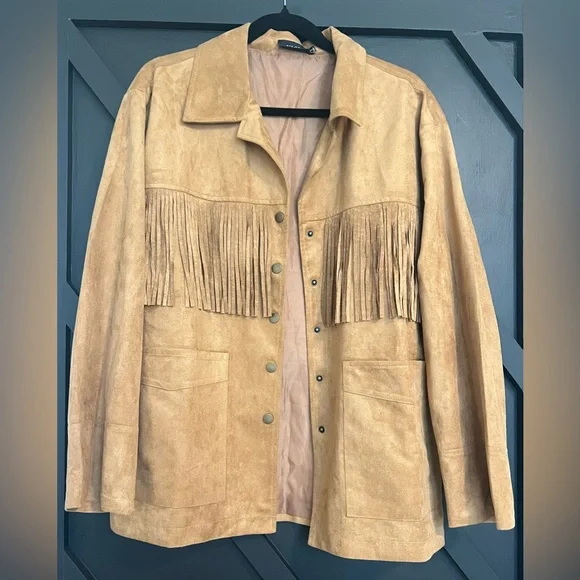 VICI Even Ember Suede Fringe Jacket in Camel, Size Small - Picture 7 of 12